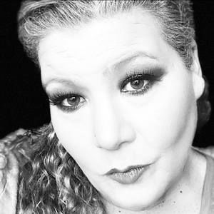 Meet your Posher, Anddi